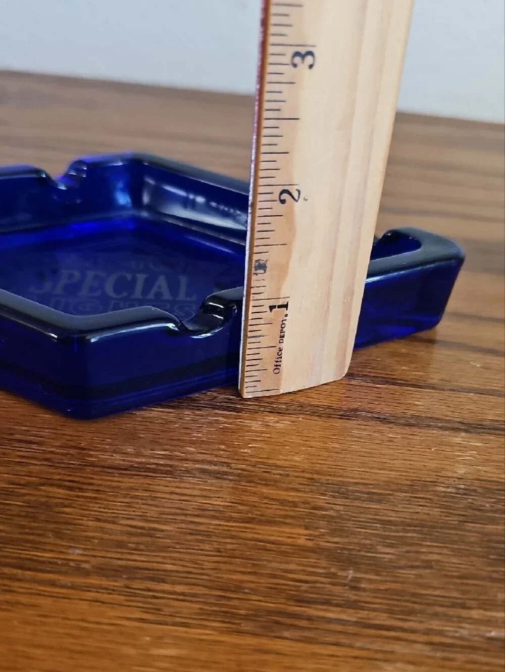 Vintage Camel Special Lights Cobalt Blue Glass Ashtray Tote 8